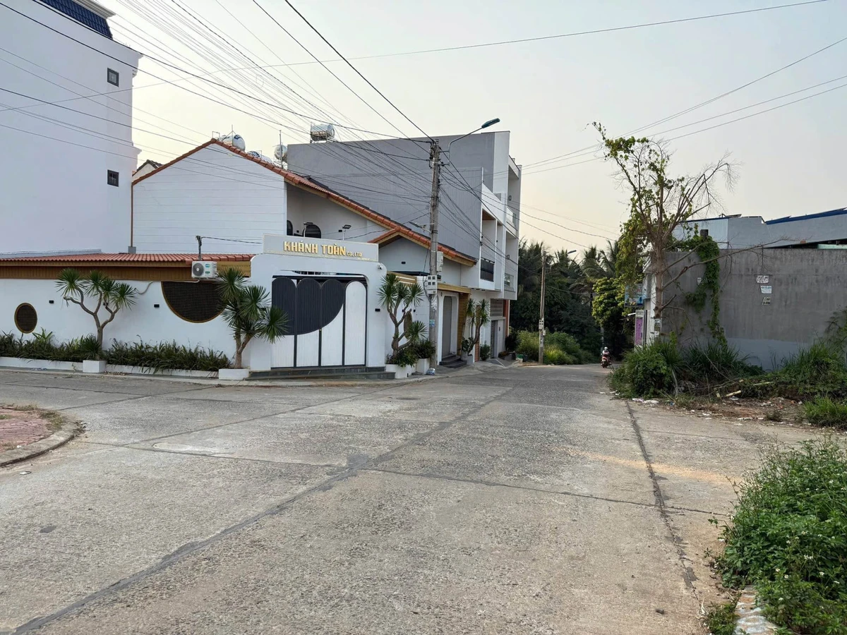 Bán đất khu đấu giá Công An 75.4m² giá 3 tỷ 099 - Ảnh 1
