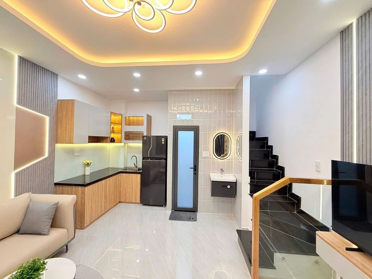 Bán nhà 2 tầng 4,5x6m đường Trần Khắc Chân Quận 1, giá 3,999 tỷ - Ảnh thu nhỏ 2
