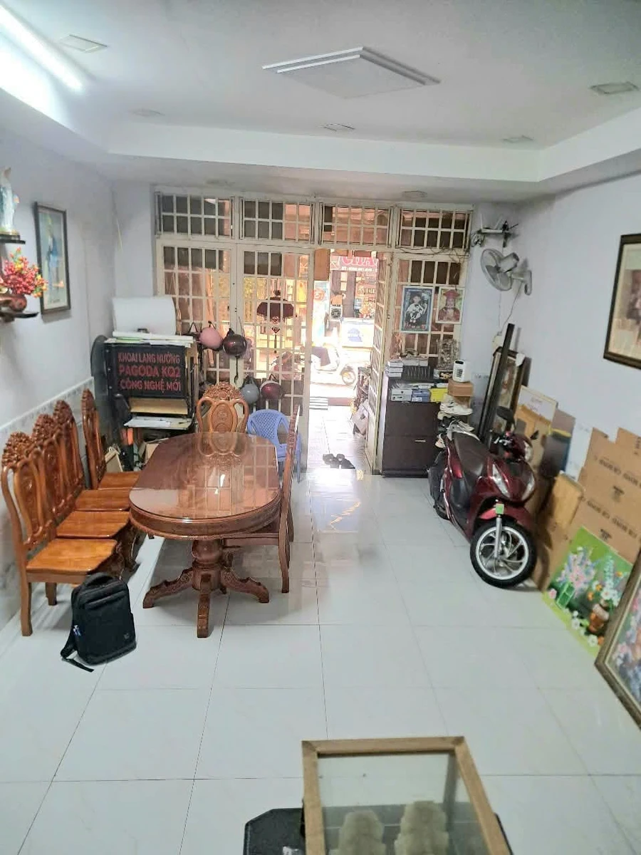 Bán nhà 2 tầng 60m² mặt tiền 8m Gò Vấp - Ảnh thu nhỏ 3