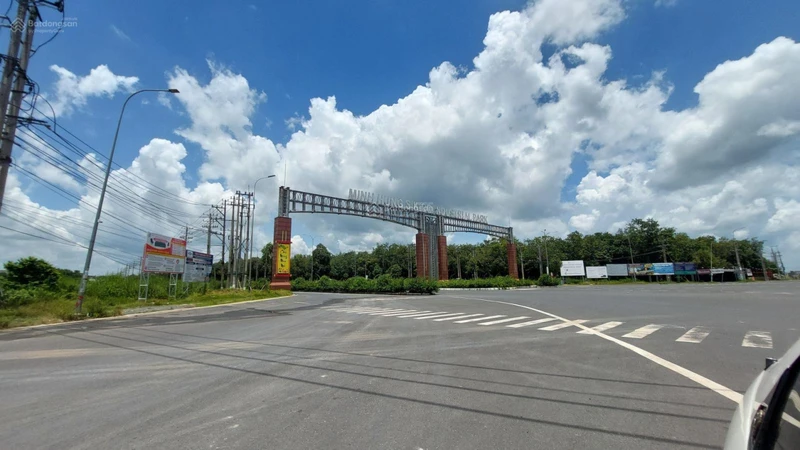 Bán đất 1000m2 mặt tiền DT752B chỉ 2,5 tỷ Phường Chơn Thành (phường Tân Hiệp, Hớn Quản cũ)