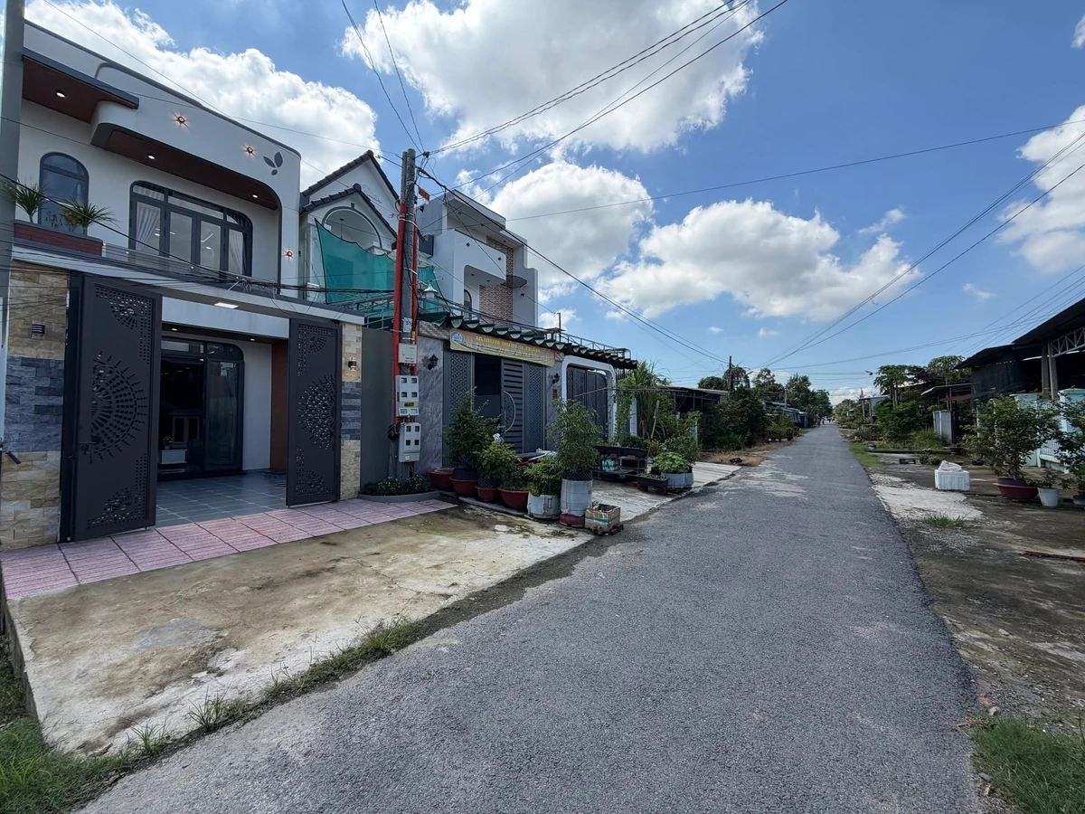 Nhà lầu 3PN, 110m², Tây Ninh, 2 tỷ 390 triệu - Ảnh thu nhỏ 3