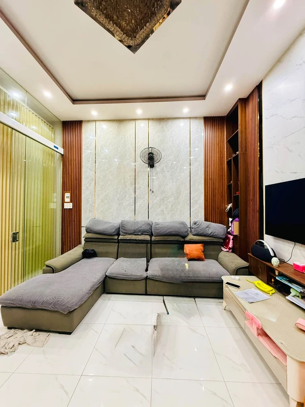 Bán nhà 3 tầng đường Trần Hưng Đạo Quy Nhơn 2 tỷ 450