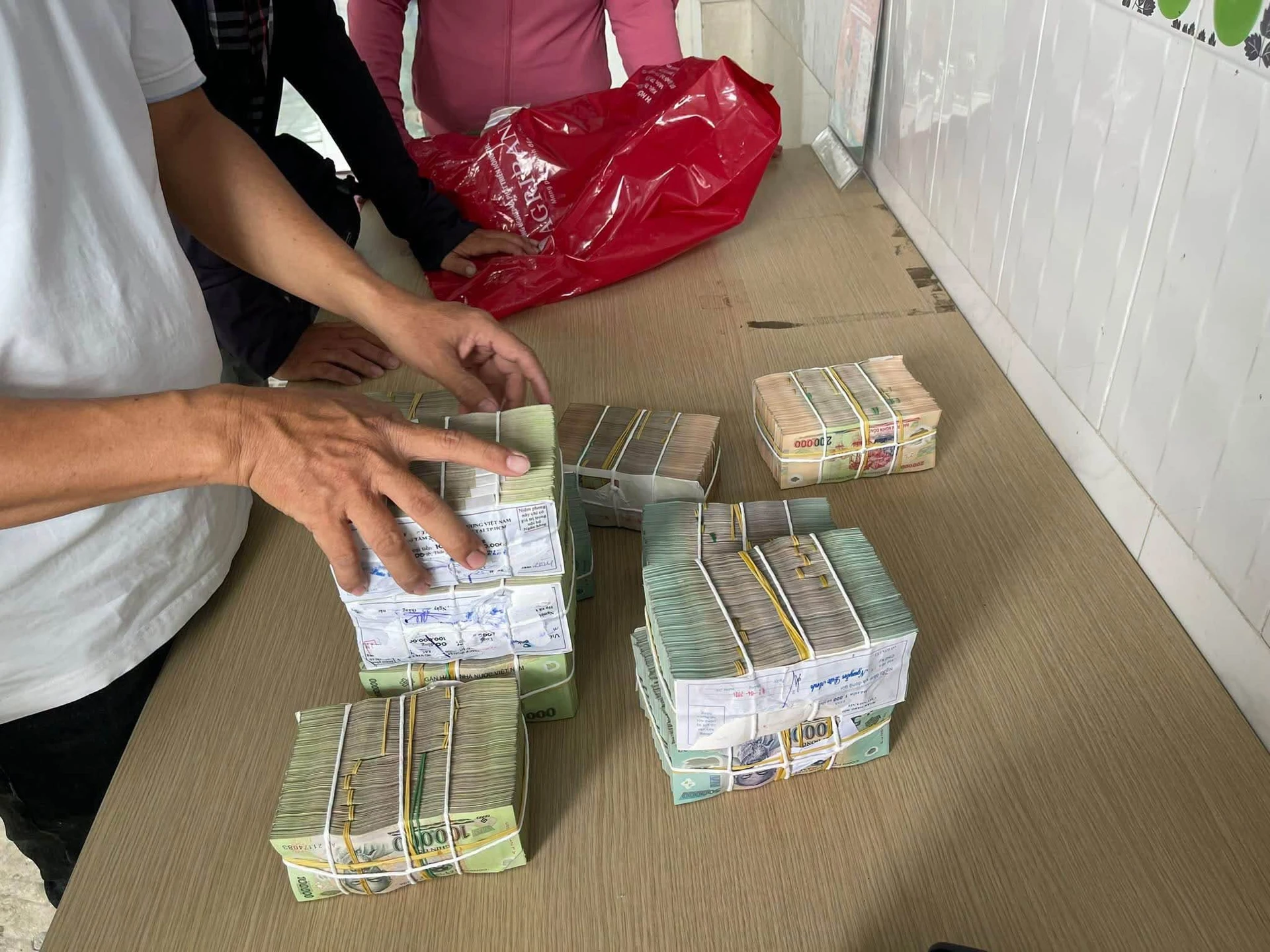 Bán lô đất thổ cư 728m2 mặt tiền nhựa gần KCN Phước Đông, Gia Lộc, Tây Ninh - Ảnh 1