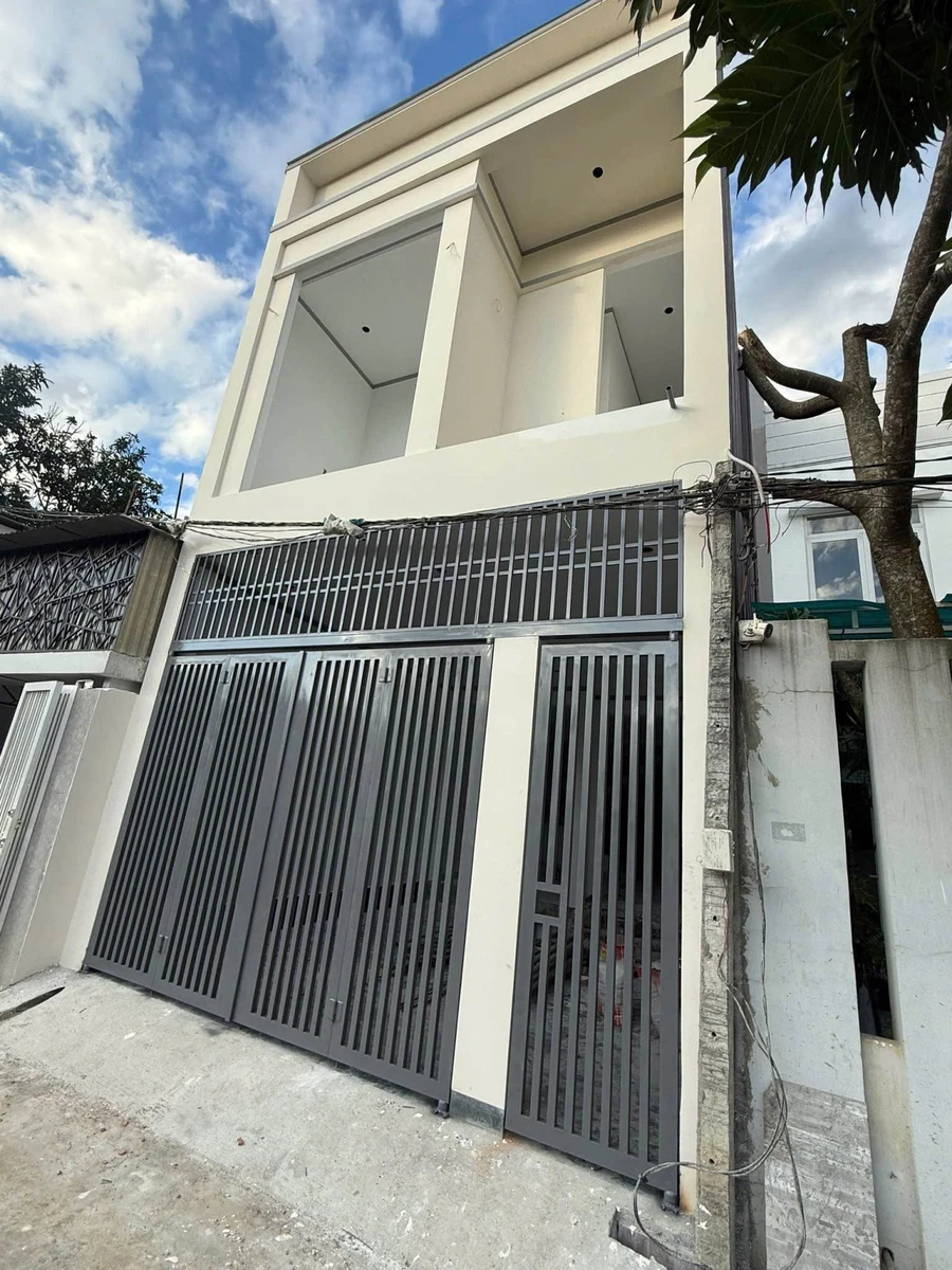 Bán nhà cấp 4 hẻm ô tô 303 Y Wang, diện tích 5x20m, giá 2,55 tỷ - Ảnh 1