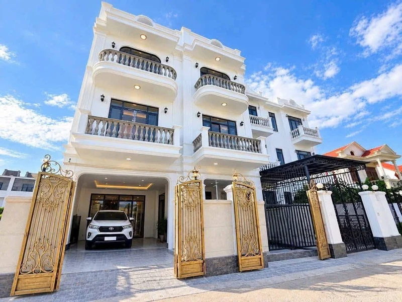 Bán nhà mặt tiền 195m² full nội thất Châu Văn Hùng, Huế