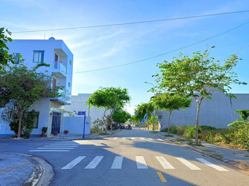 Bán lô đất 107m2 mặt tiền Nguyễn Bá Phát, Bà Rịa, 2.65 tỷ