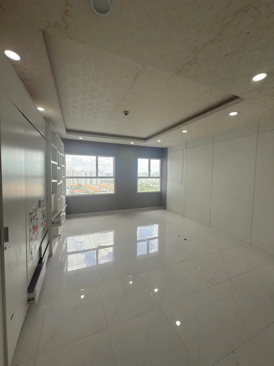 Bán căn hộ Sunrise City North 97m² 2PN 2WC 6,8 tỷ - Ảnh thu nhỏ 2