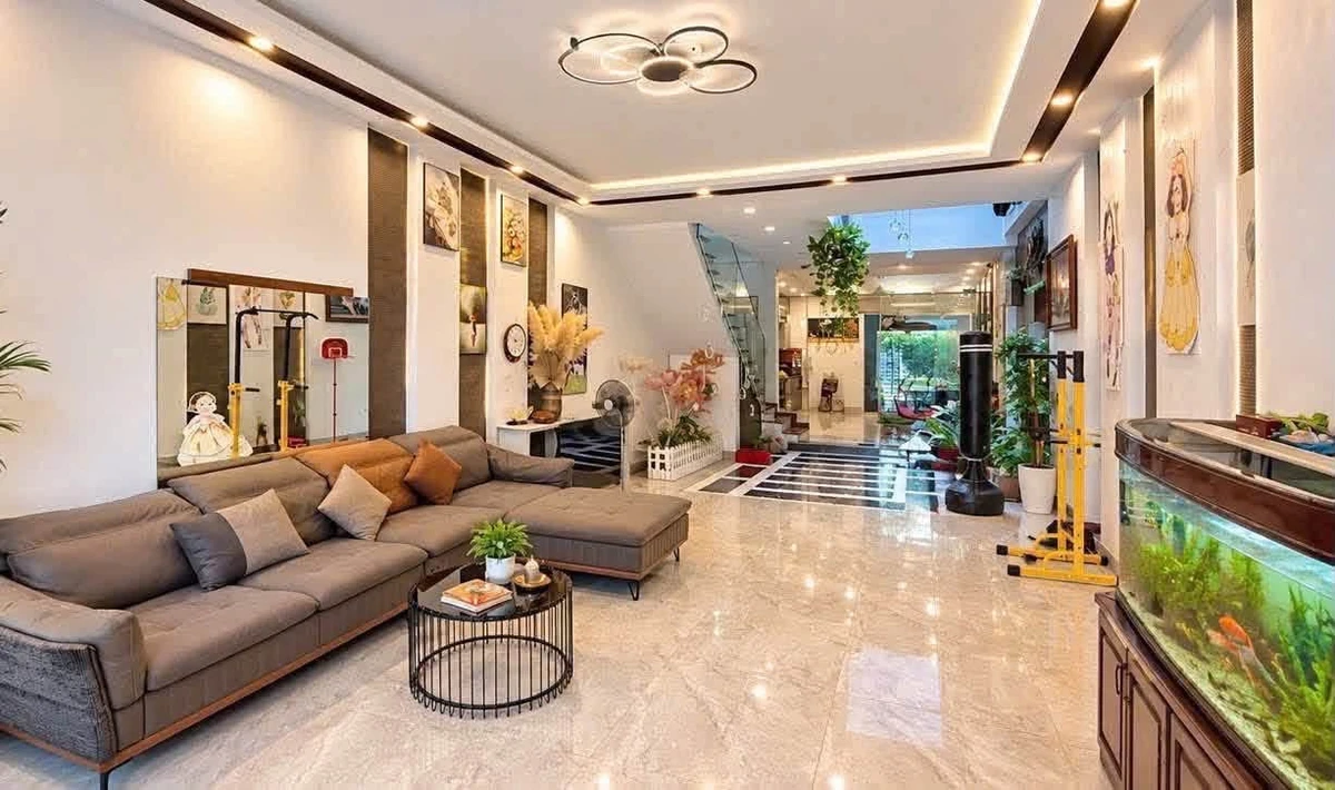 Bán nhà 4 tầng mặt đường 95m² Nhà Bè 7,9 tỷ - Ảnh 1