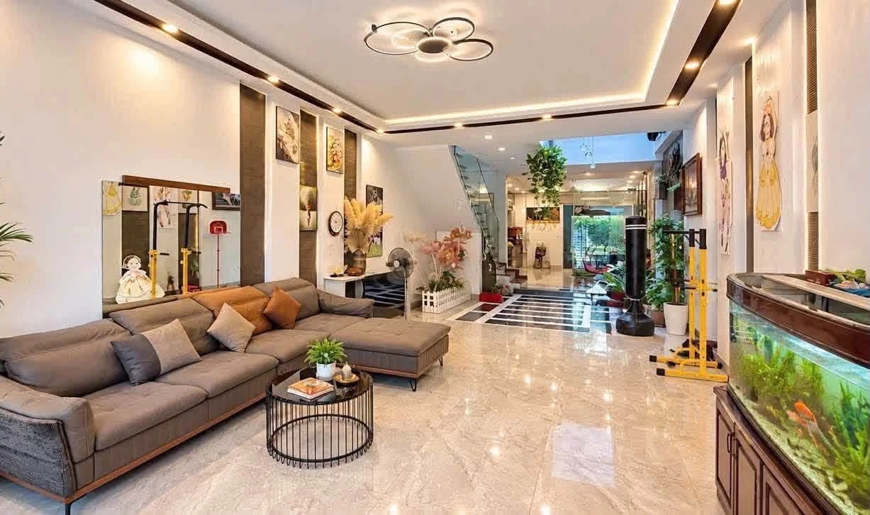 Bán nhà 4 tầng mặt đường 95m² Nhà Bè 7,9 tỷ - Ảnh 1