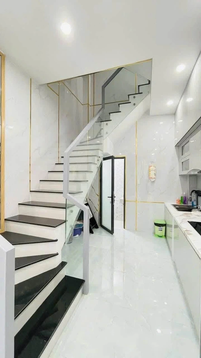 Bán nhà phố 2PN 33m² Cao Đạt Q.5 - 6,45 tỷ - Ảnh thu nhỏ 2