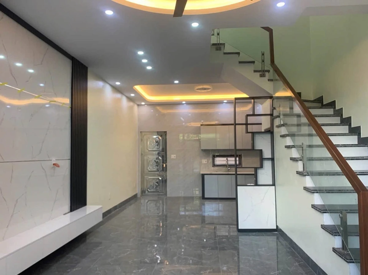 Bán nhà Cao Xanh 56m2 3 tầng khoảng 3 tỷ - Ảnh thu nhỏ 2