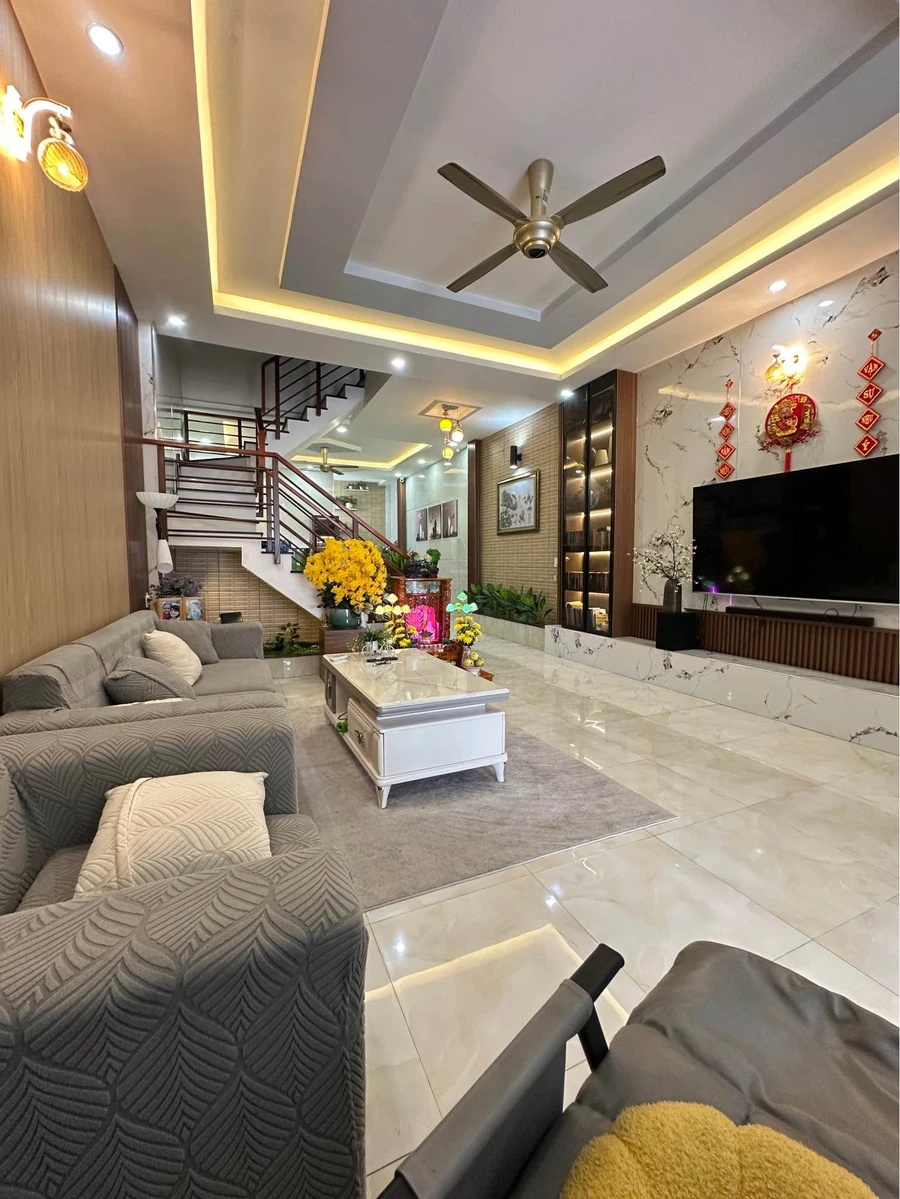 Bán nhà phố 1 trệt 1 lầu 3PN, 98m² Dĩ An, Bình Dương - 5,7 tỷ - Ảnh thu nhỏ 2