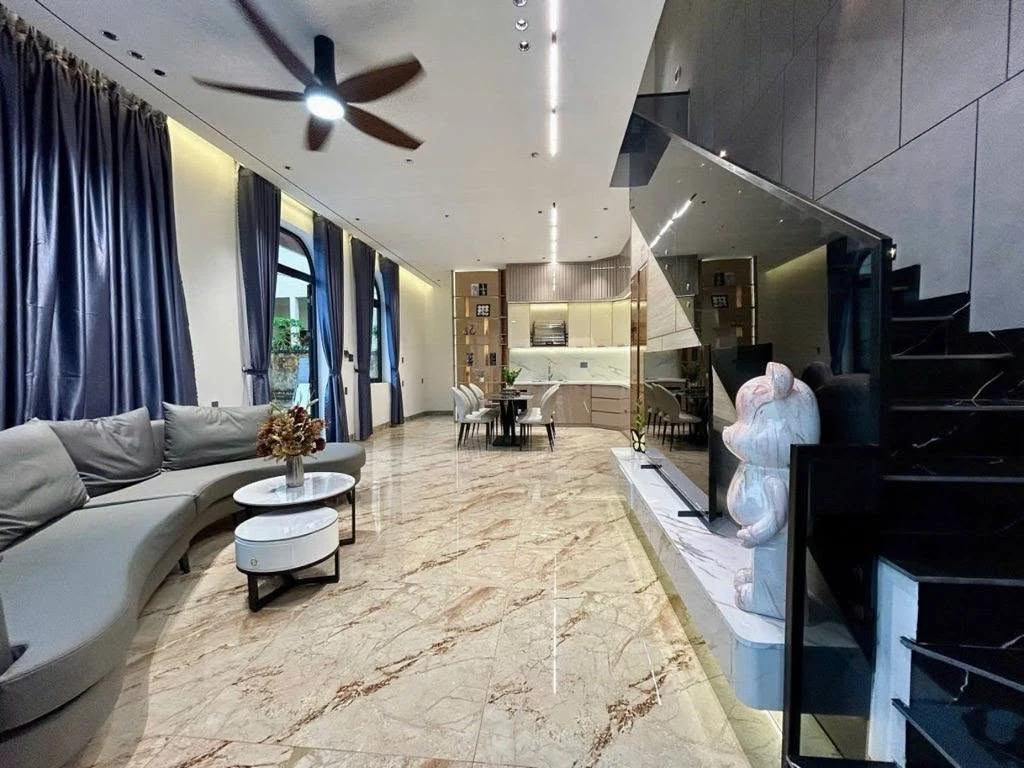 Bán nhà 3 tầng góc 2 mặt tiền 78.5m2, gần biển Đà Nẵng - Ảnh thu nhỏ 3