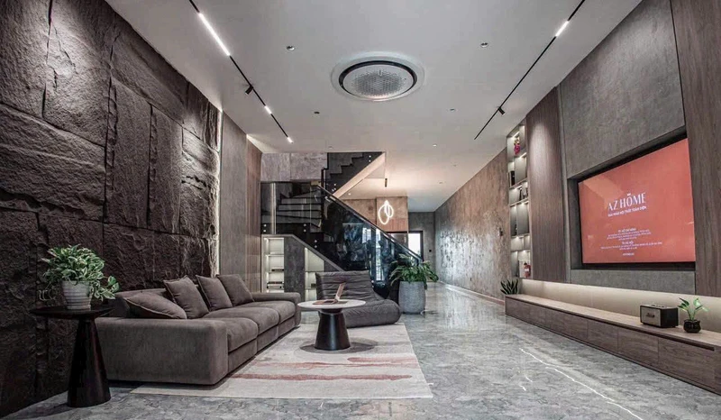 Bán nhà 1 trệt 1 lầu 5x20m ngang sân bóng KĐT Hoàng Phát, Bạc Liêu
