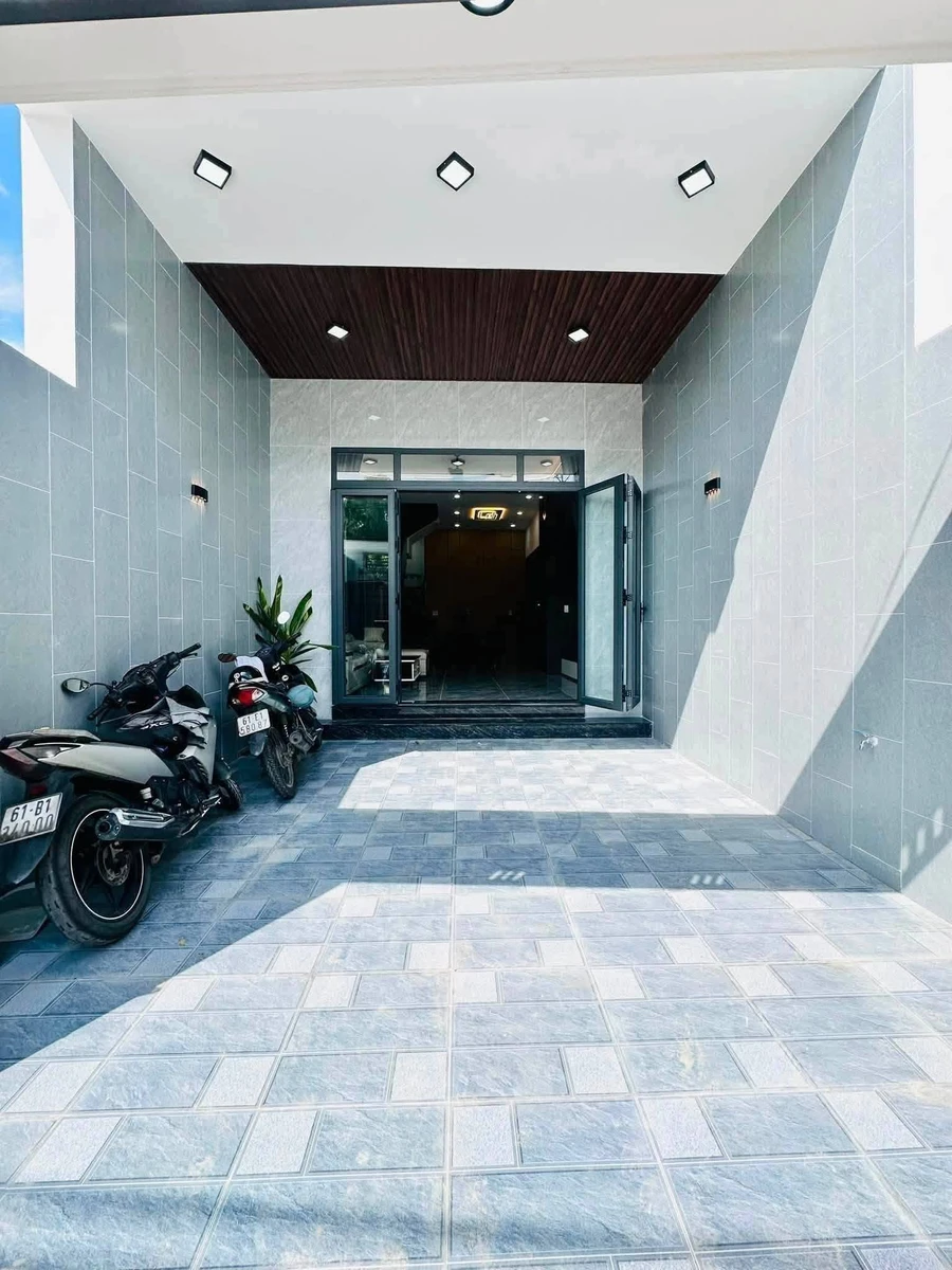 Bán nhà ngang 4m57, 73,9m2, 3 phòng ngủ hẻm xe tải Nguyễn Thị Minh Khai, Phú Hòa, Thủ Dầu Một - Ảnh thu nhỏ 4