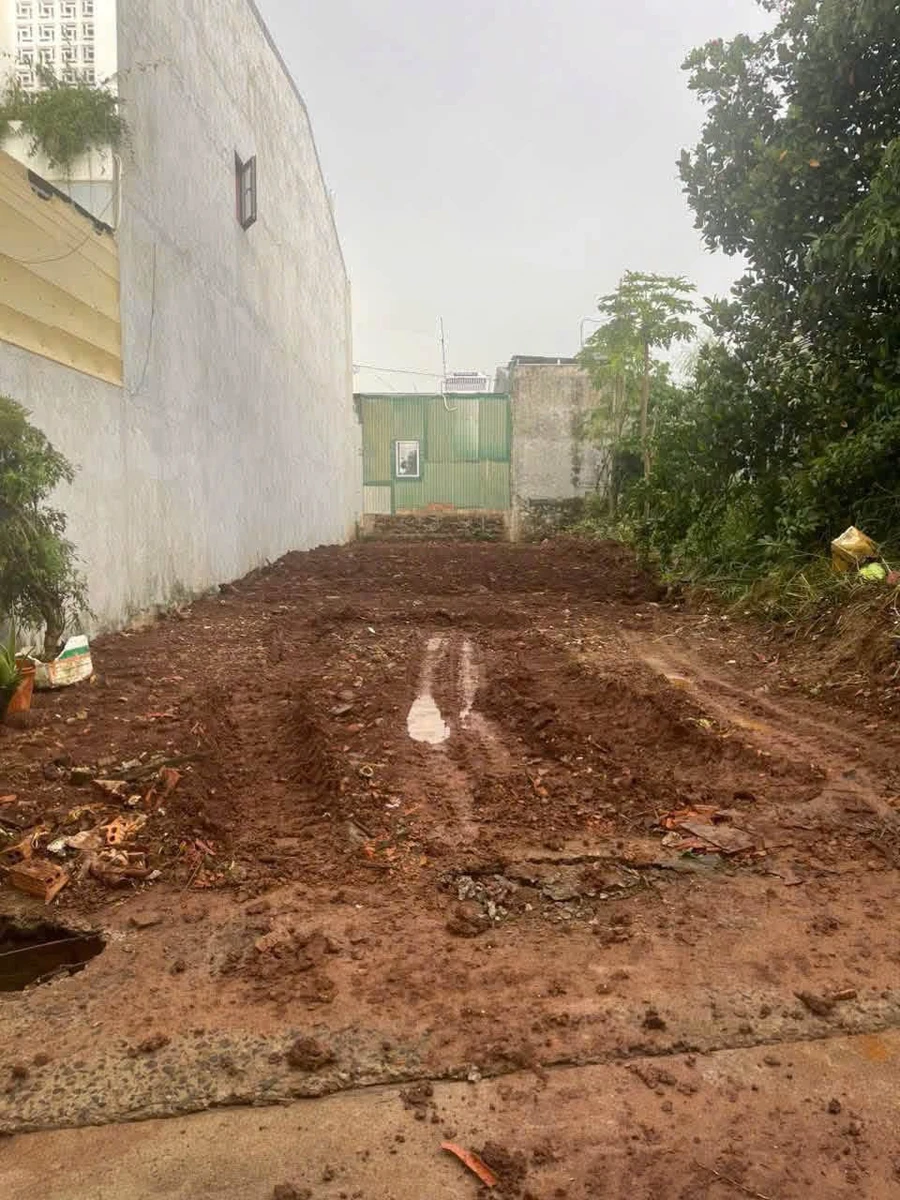 Bán đất hẻm Mai Hắc Đế 130m² gần chợ 2,85 tỷ Quận 12 - Ảnh 1
