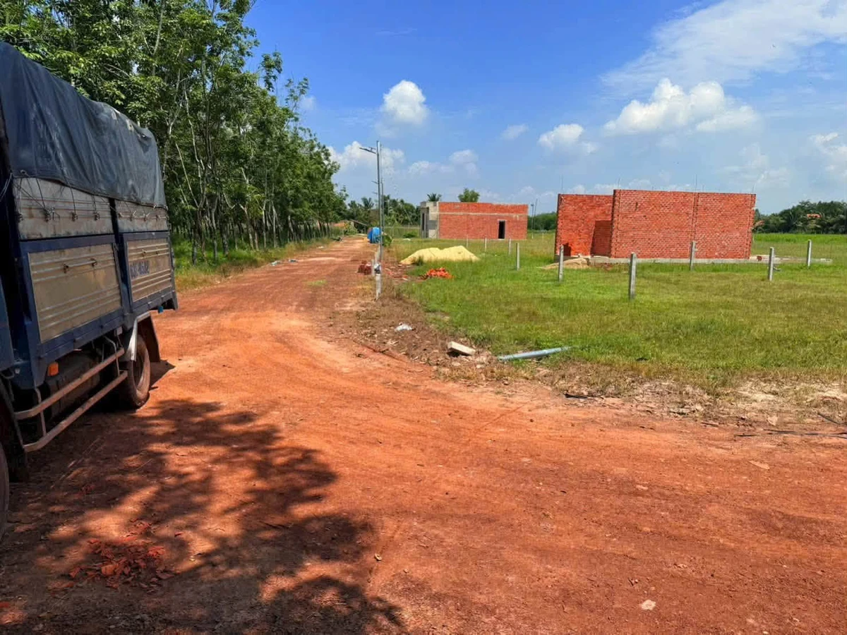 Bán đất mặt tiền Đất Đỏ Chà Bá, Bình Minh, Tây Ninh 100m2 - Ảnh thu nhỏ 3