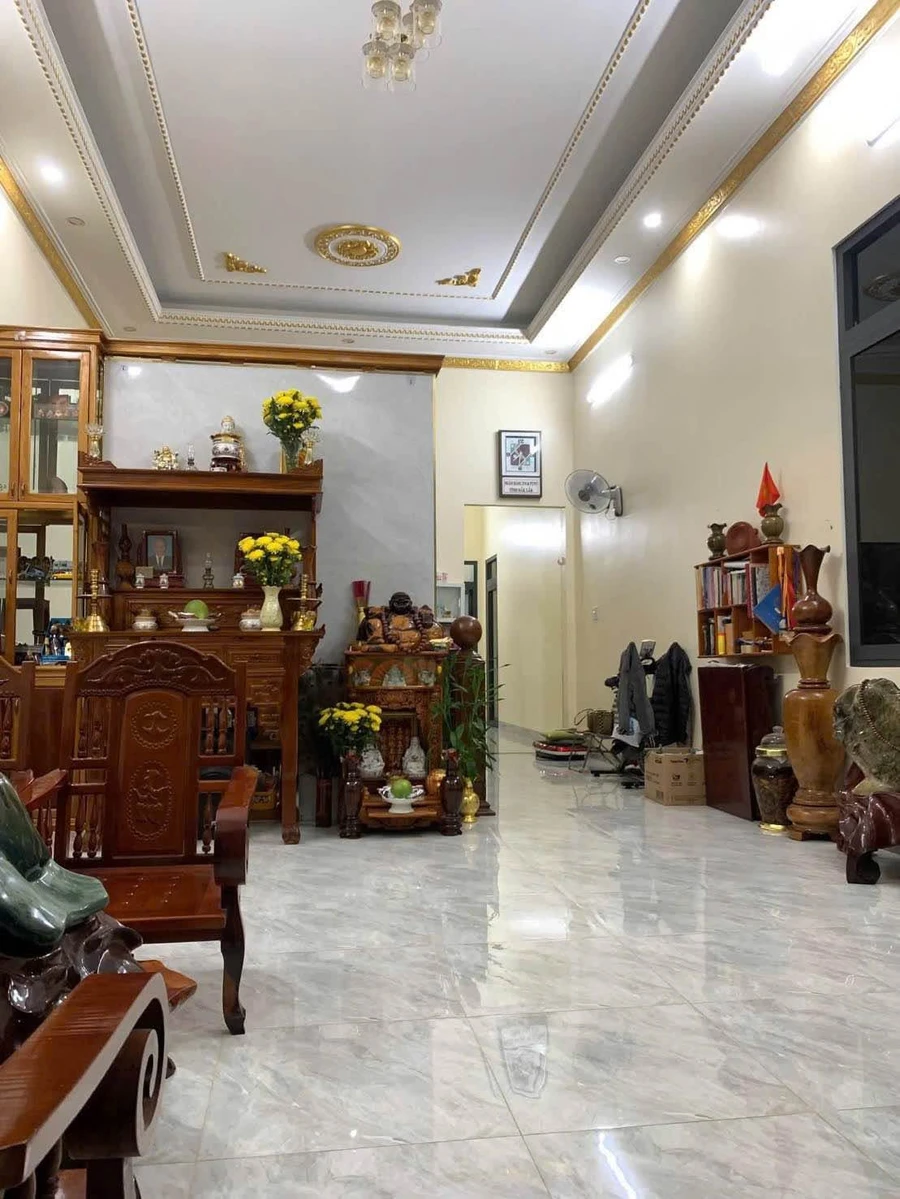 Bán nhà 300m² 3 PN Buôn Ma Thuột 4,5 tỷ - Ảnh 1