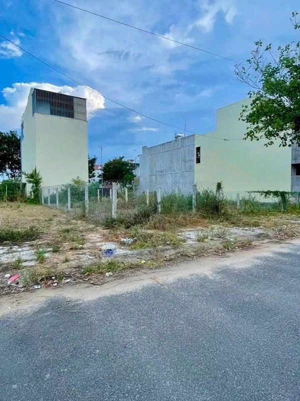 Bán đất KDC Lê Quý Đôn 90m², view công viên, 1 tỷ 8