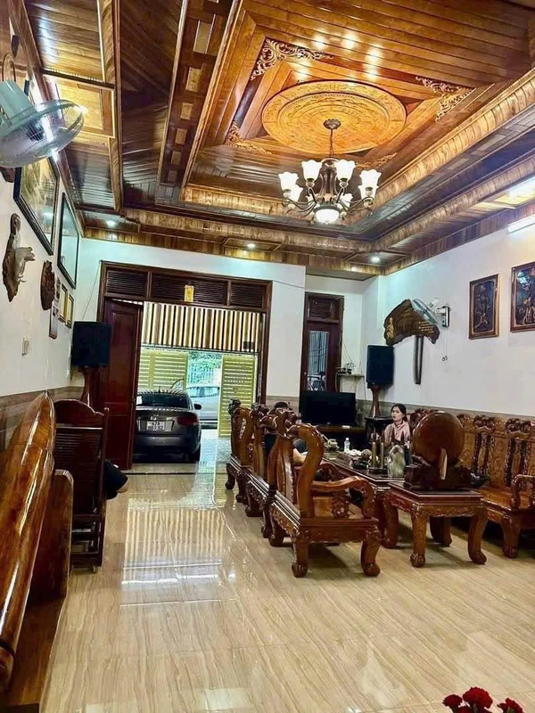 Bán nhà 2 mặt tiền 3PN Buôn Ma Thuột 5.2 tỷ