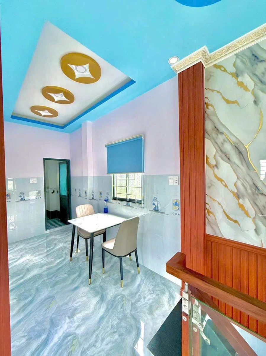 Bán nhà phố 138m2 sân vườn 3 PN Thủ Thừa - Ảnh thu nhỏ 5