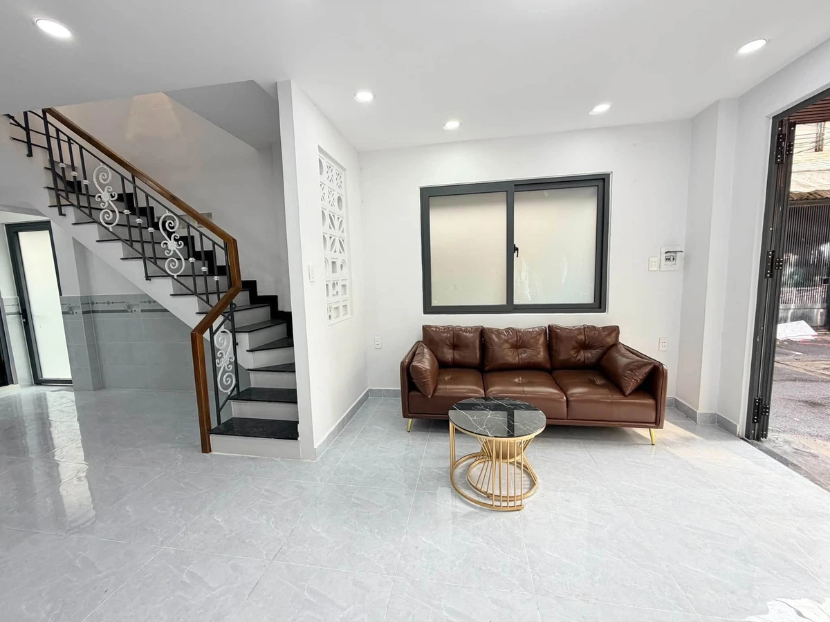 Bán nhà Tân Phú 4T250 SHR 90m² 3PN 3WC - Ảnh thu nhỏ 2