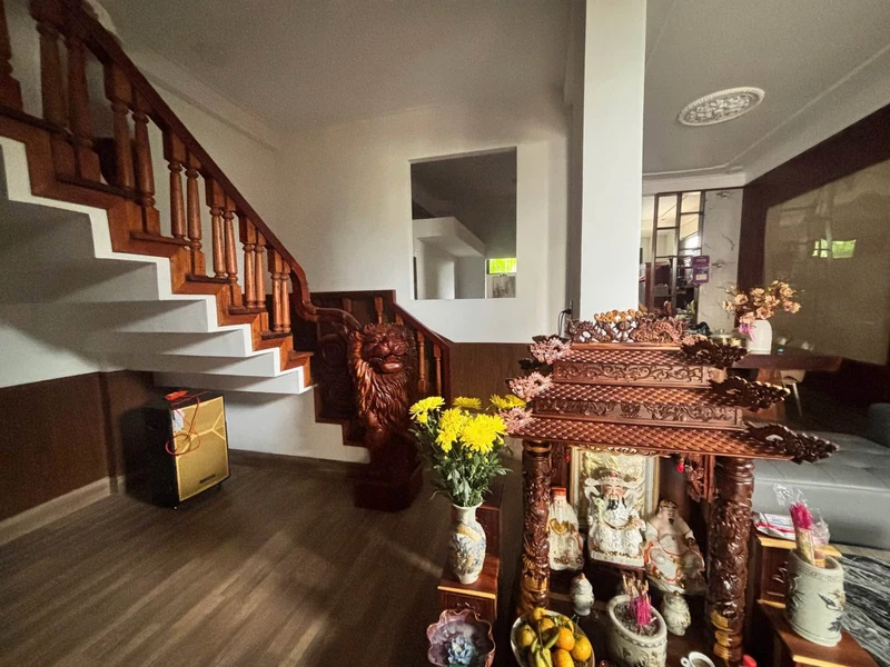 Bán nhà mặt tiền Phan Phù Tiên, 70m² nội thất đầy đủ, Đắk Lắk