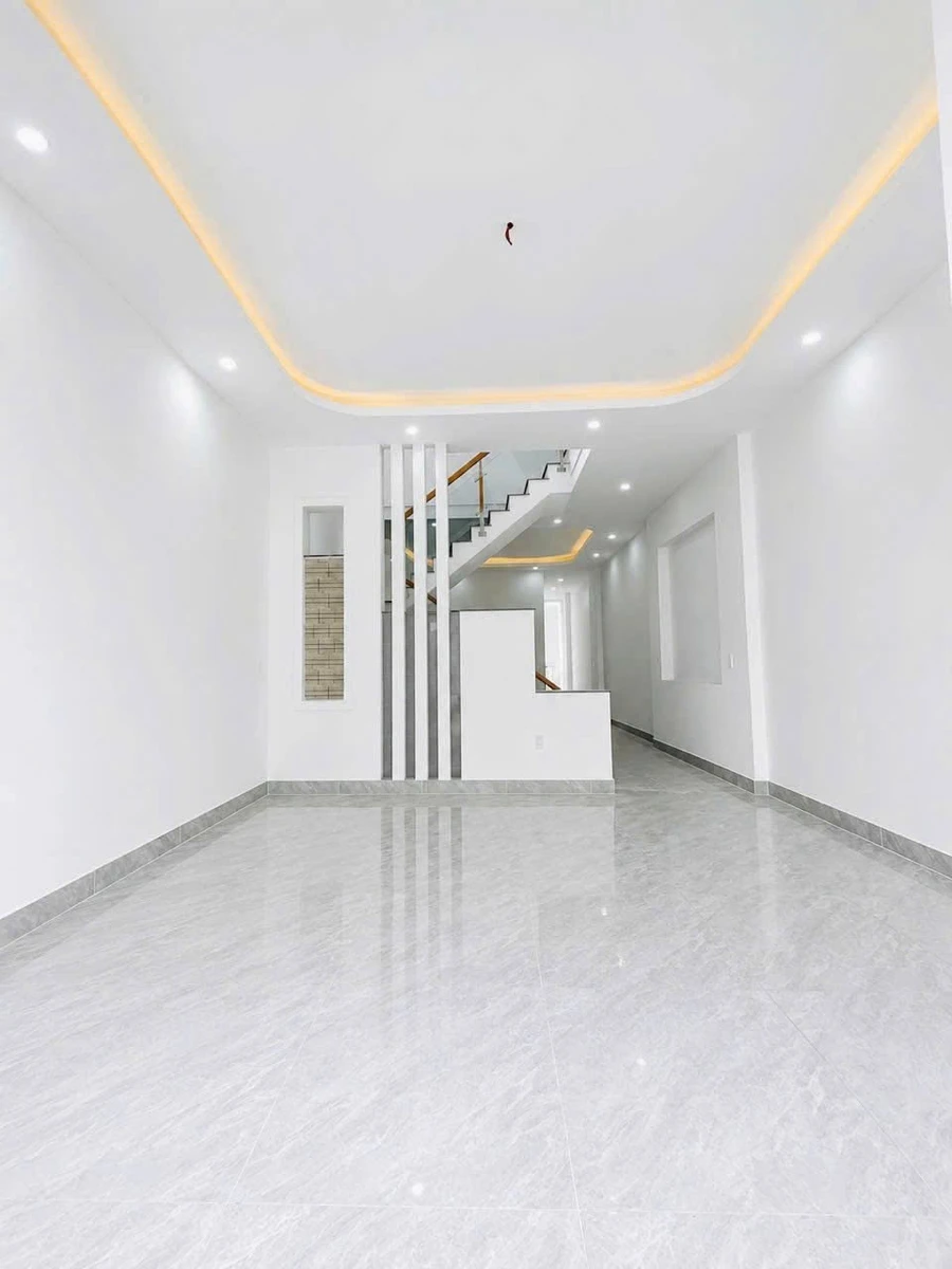 Bán nhà lầu 4PN 2WC 100m² gần Đồng Khởi Biên Hòa - Ảnh thu nhỏ 3