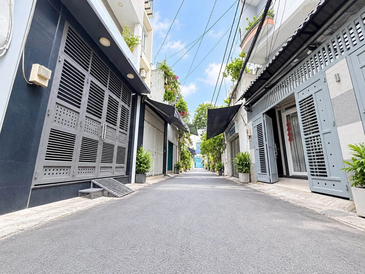 Bán nhà hẻm ô tô 3 tầng 59m² đường Trịnh Đình Trọng, Tân Phú giáp Quận 11, giá 6,2 tỷ - Ảnh thu nhỏ 3