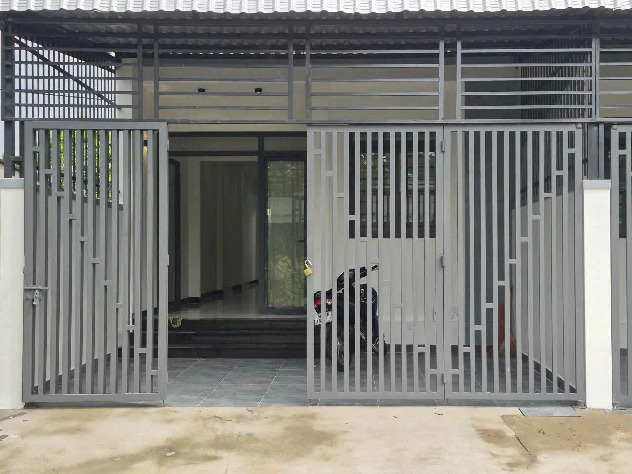 Bán nhà mặt tiền Lê Minh Xuân, Rạch Giá 95m² - Ảnh 1