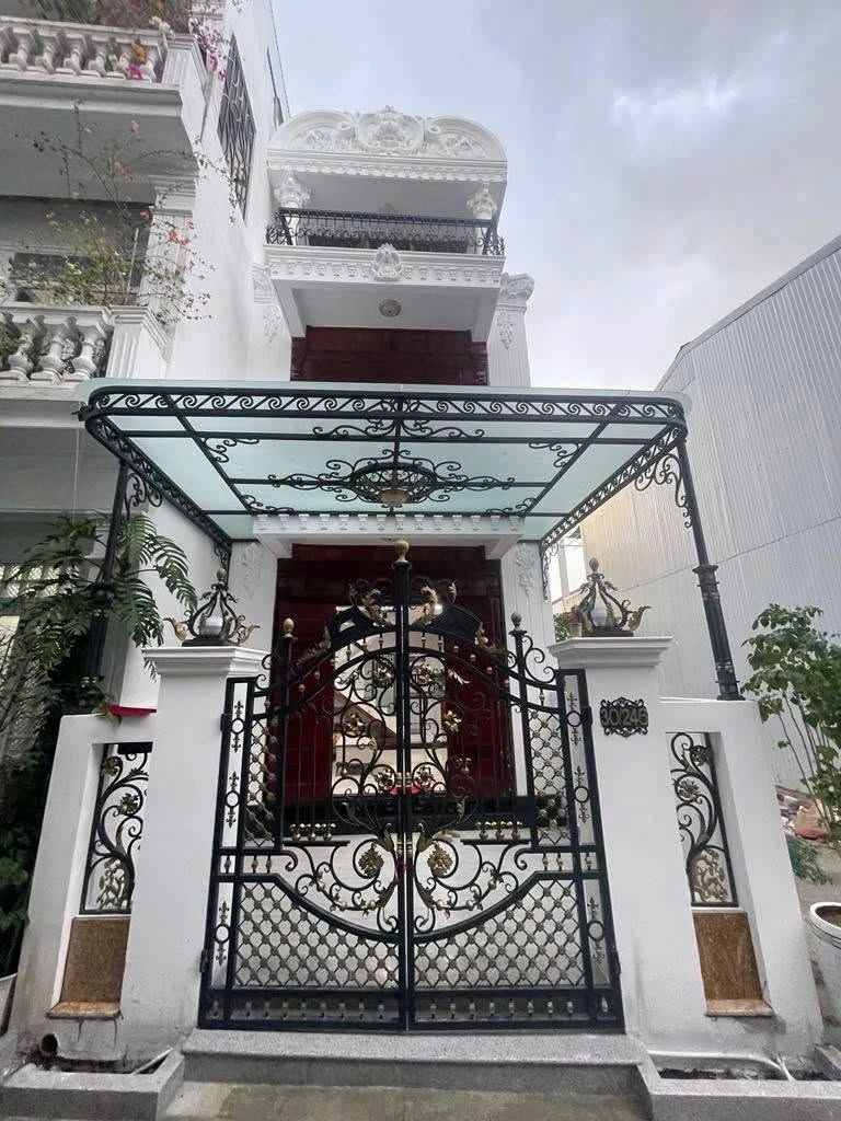 Bán nhà 3 tầng kiệt 246 Hùng Vương, Phường An Cựu, TP Huế, 62,3m², giá 3,5 tỷ - Ảnh 1