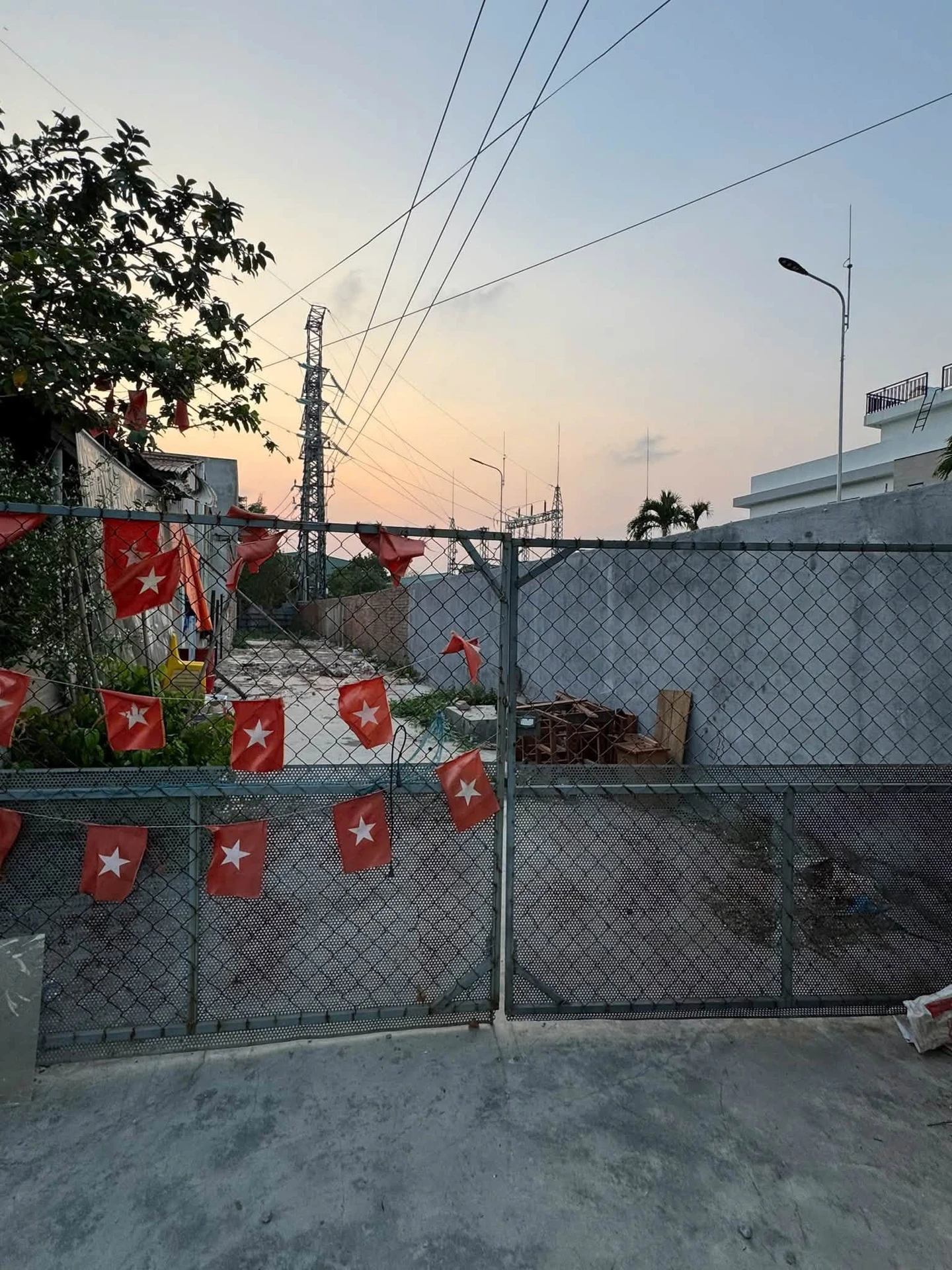 Bán đất 191m² mặt tiền Chính Hữu, gần biển Mỹ Khê, Đà Nẵng - 14,5 tỷ - Ảnh 1