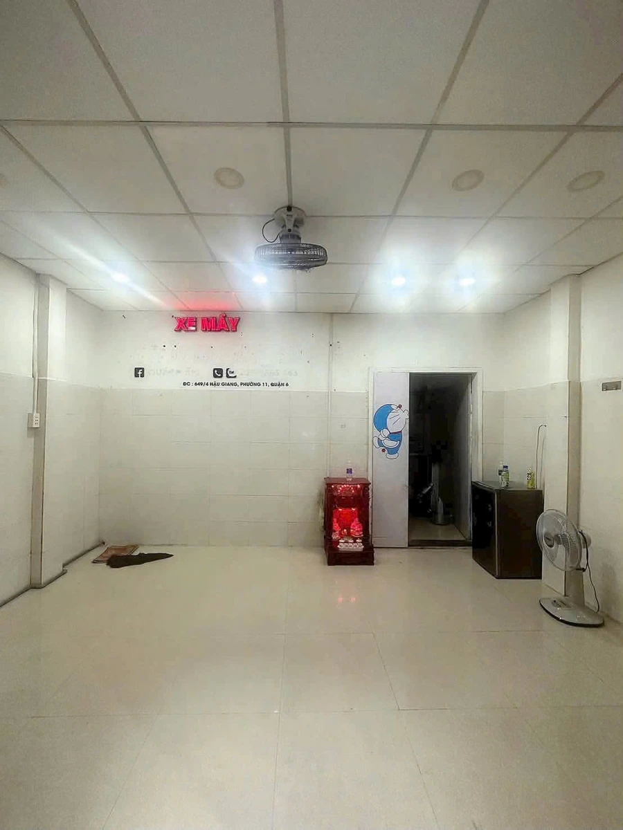 Bán nhà hẻm 649 Hậu Giang, Bình Phú, Quận 6, 2PN 2WC, giá 3,6 tỷ - Ảnh thu nhỏ 2