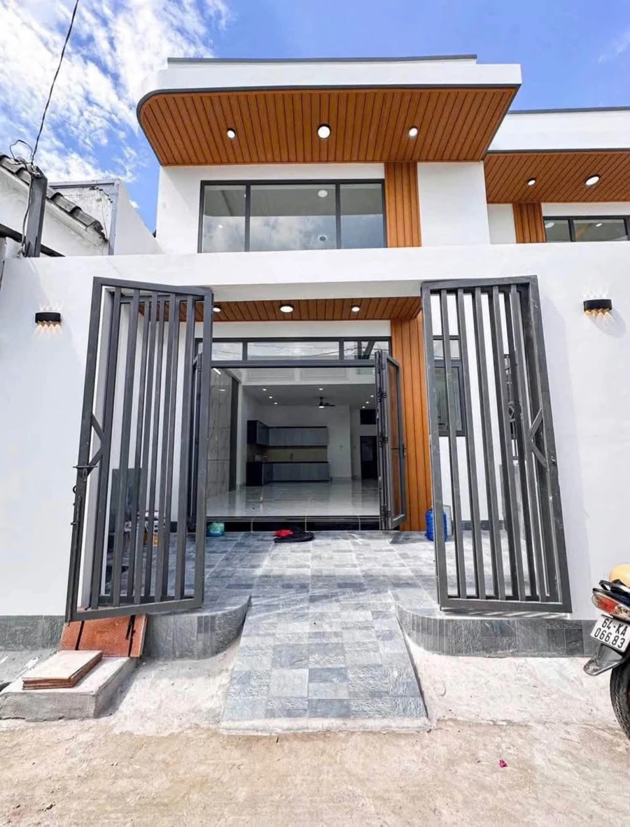 Bán nhà 3 phòng ngủ hẻm Hoàng Quốc Việt, Cần Thơ - Ảnh 1