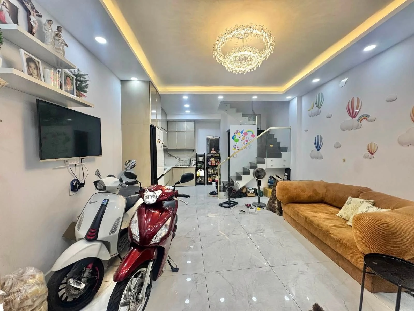 Bán nhà hẻm 4m 4 tầng 40m2 gần vòng xoay Lê Đại Hành giá 7,2 tỷ - Ảnh 1