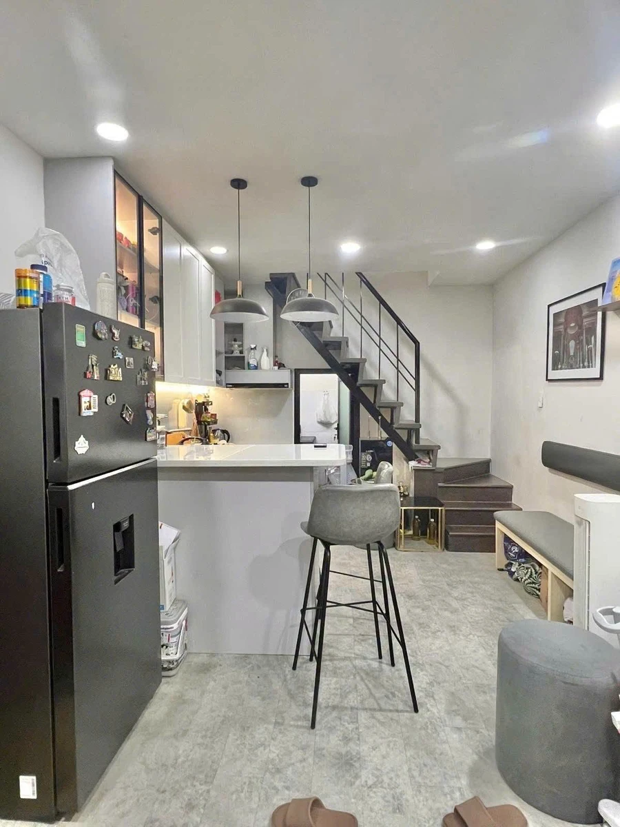 Bán shophouse mặt tiền 35m2 Thành Thái Quận 10 - Ảnh thu nhỏ 4