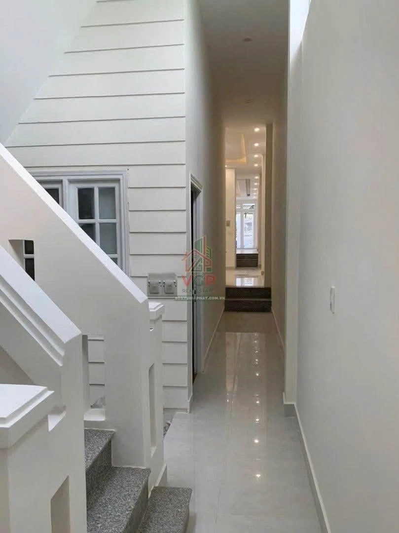 Bán nhà phố hẻm ô tô 151.8m² Phường 2, Lâm Đồng - Ảnh 1