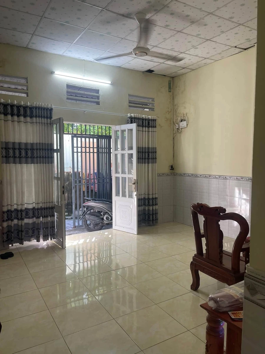 Bán nhà cấp 4 có gác 2 phòng 62m² Đông Hòa - Ảnh thu nhỏ 3