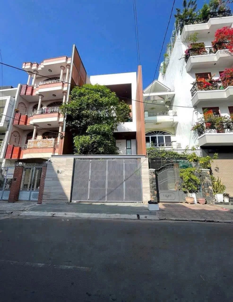 Bán nhà 4 tầng Lê Quý Đôn Nha Trang 188m², 31 tỷ - Ảnh 1