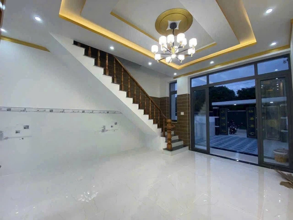 Bán nhà mái Thái 1 trệt 1 lầu 100m2, 3PN, nhánh Cao Văn Ngọc, TT Long Điền, giá 2,7 tỷ - Ảnh thu nhỏ 5