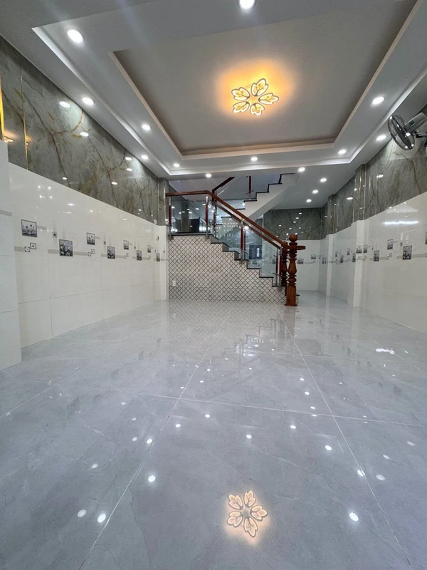 Bán đất mặt tiền trục lộ 4 Buôn Ky 540m2, tách được 2 lô, Phường Thành Nhất, Đắk Lắk 2050tr