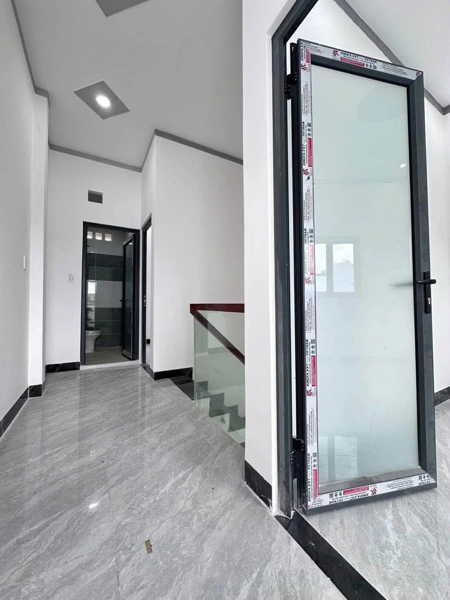 Bán nhà 2 tầng 60m² mặt tiền kinh doanh Tân Đông Hiệp - Ảnh thu nhỏ 3