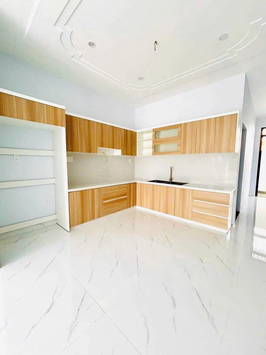 Bán nhà trệt lầu 5x20 giá 2,88 tỷ đường DX 043, Phú Mỹ, Thủ Dầu Một - Ảnh thu nhỏ 2