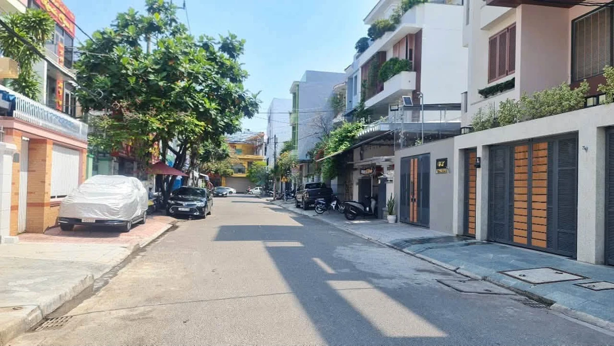 Bán lô đất mặt tiền Lê Chân 140m2 Nha Trang 23 tỷ - Ảnh 1