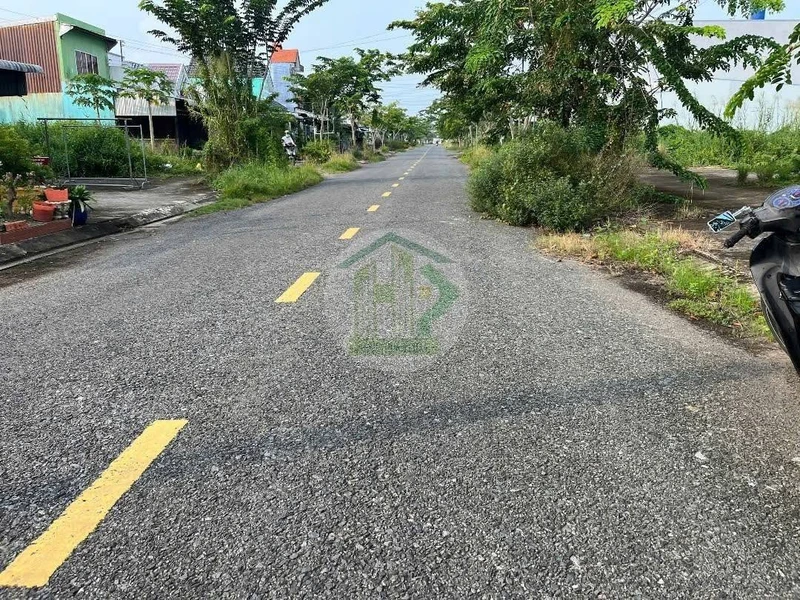 Bán nền lô 2 khu tái định cư 5x27m thổ cư 100% tại Hồng Dân, Cà Mau