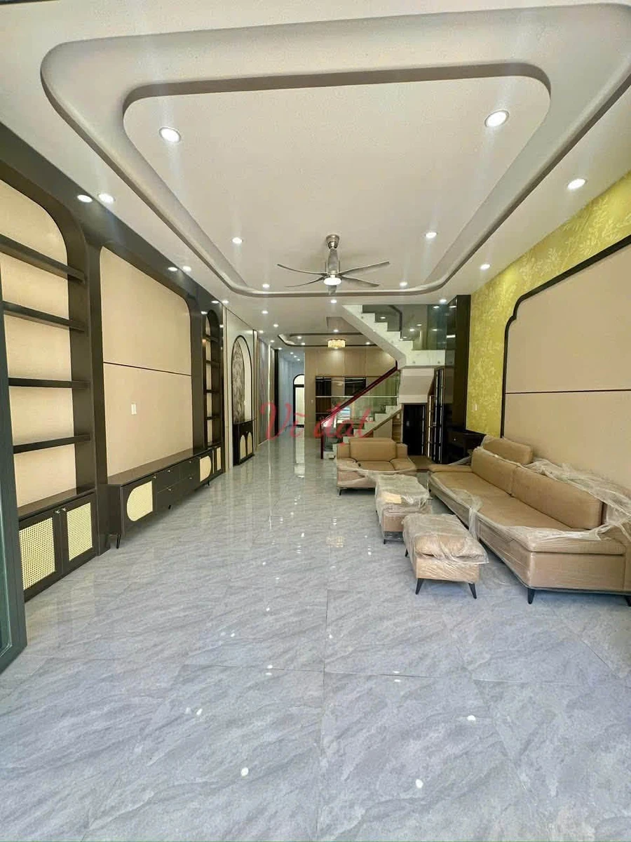 Bán nhà 1 trệt 1 lầu 125m2, 3PN, full nội thất gần chợ Bình Chánh, giá 2,85 tỷ - Ảnh thu nhỏ 5