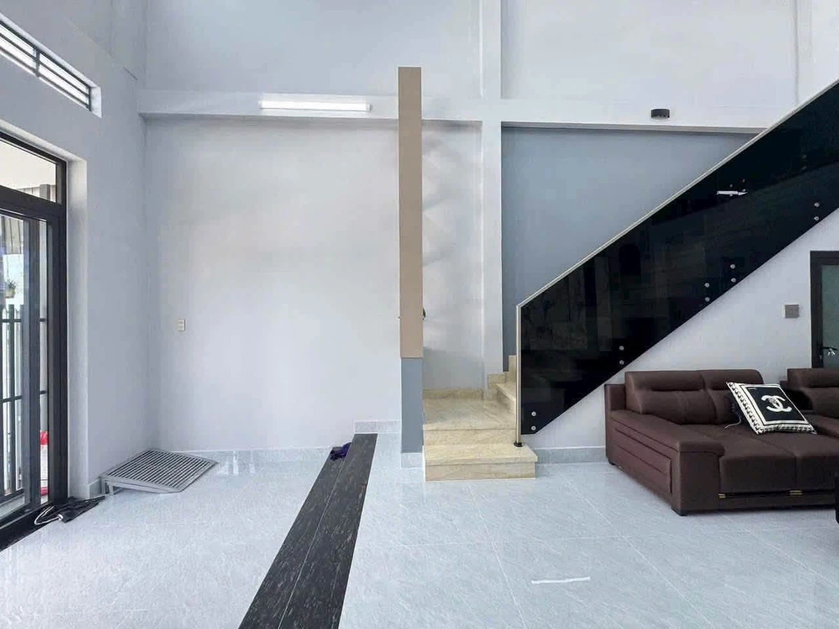 Bán nhà mặt tiền 108m² Ngọc Hân Công Chúa, Rạch Giá - Ảnh thu nhỏ 4