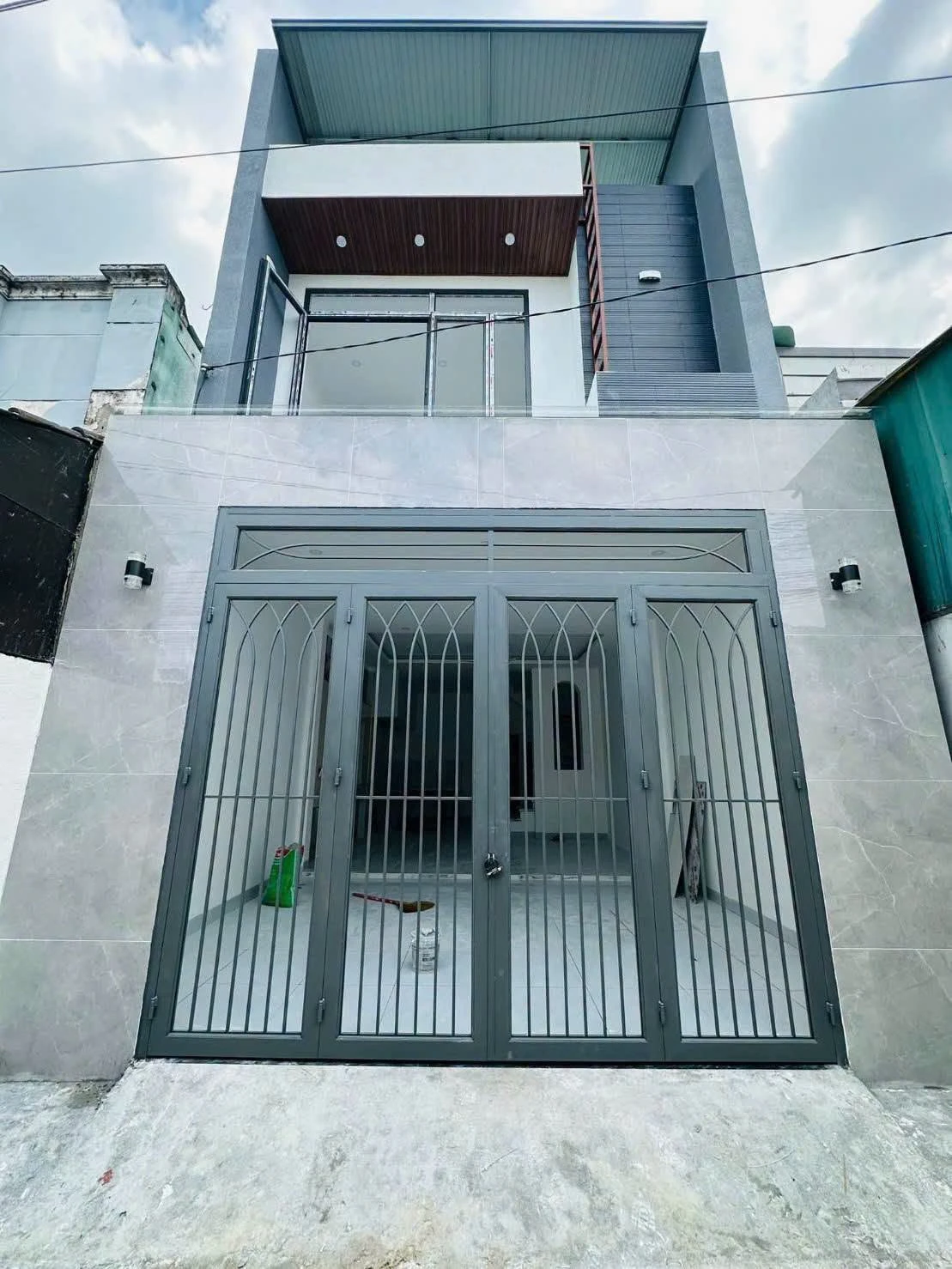 Nhà 1 trệt 1 lầu 145m2, 3 phòng ngủ, 3 tỷ 290 triệu Tân Hiệp - Ảnh 1