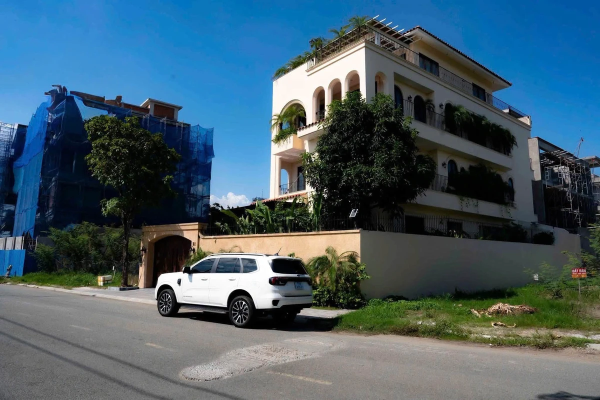 Bán nhà 325.6m² có hồ bơi view sông Thạnh Mỹ Lợi 105 tỷ - Ảnh thu nhỏ 4