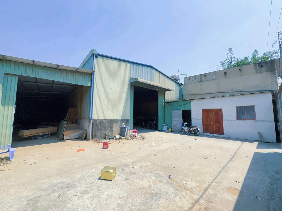Bán xưởng 1245m2 Đồng Nai 4 tỉ 500 triệu - Ảnh thu nhỏ 5